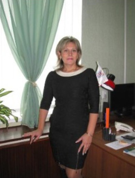 Педагога, возглавившую колледж в оккупированном Мариуполе, будут судить за госизмену 01