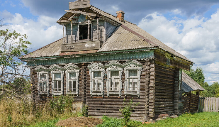 У росіян почнуть примусово вилучати земельні ділянки з недобудованими дачами
