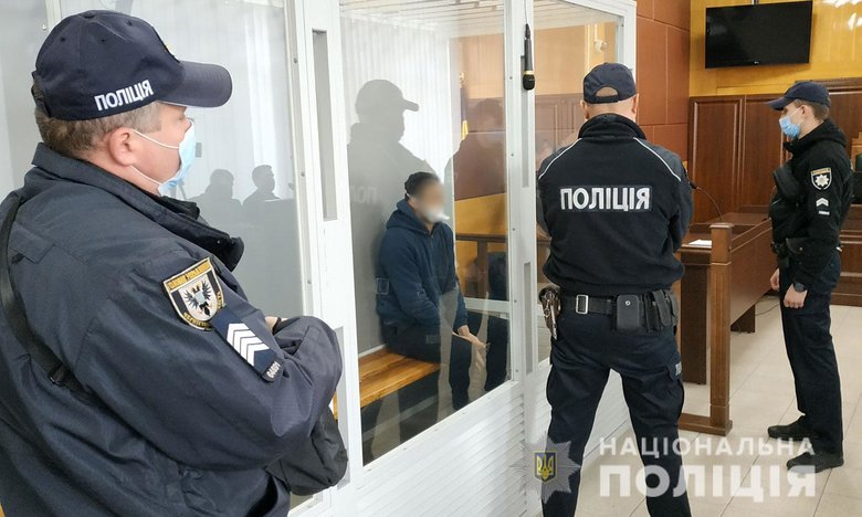 Убийство полицейского в Чернигове: всех подозреваемых отправили под стражу 03