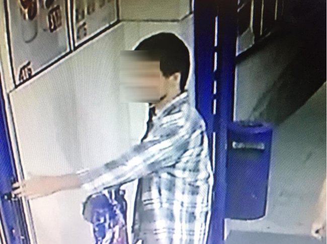 Псевдомінера, якого обдурили замовники, заарештували в Одесі, - Нацполіція 03 Псевдомінера, якого обдурили замовники, заарештували в Одесі, - Нацполіція 03