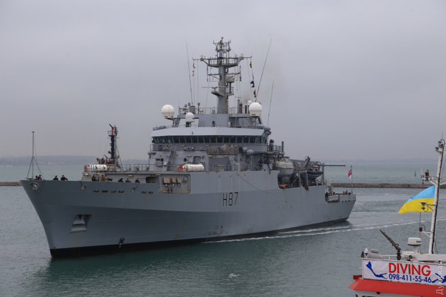 British reconnaissance ship Echo H87 enters Odesa port 02