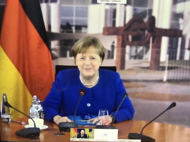 Відбулися перші віртуальні переговори Шмигаля та Меркель: маємо повну підтримку України з боку Німеччини, - посол Мельник 04