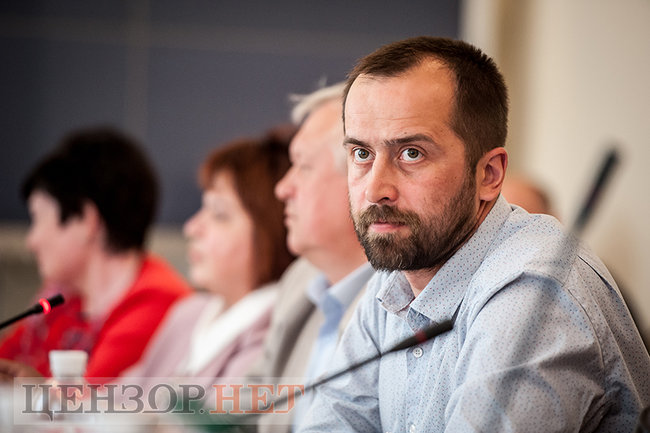 Регламентний комітет не підтримав подання на притягнення до кримінальної відповідальності нардепа Пономарьова 11