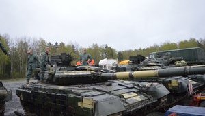 Наші танкісти демонструють пристойні результати, - Генштаб про участь екіпажів ЗСУ в танковому біатлоні НАТО. ВІДЕО