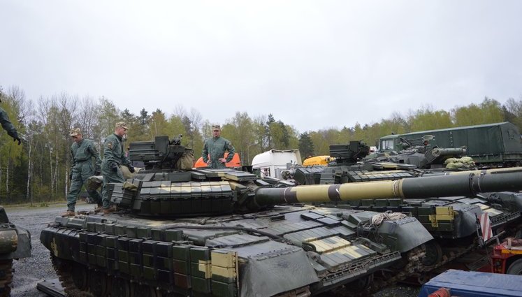 Наші танкісти демонструють пристойні результати, - Генштаб про участь екіпажів ЗСУ в танковому біатлоні НАТО. ВІДЕО