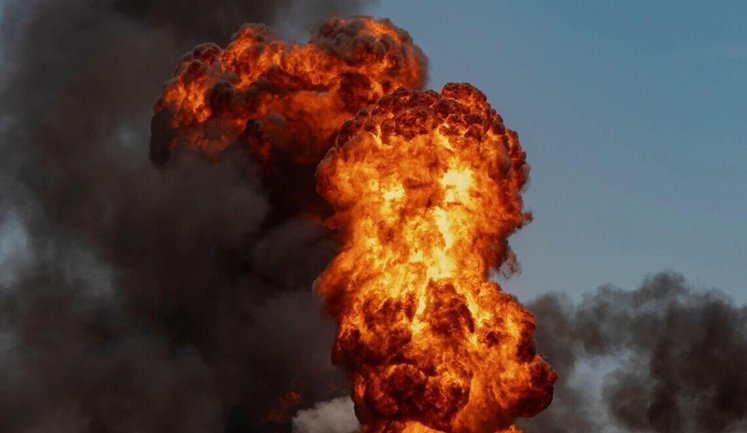 В окупованому Криму пролунали вибухи: під ударом кілька аеродромів