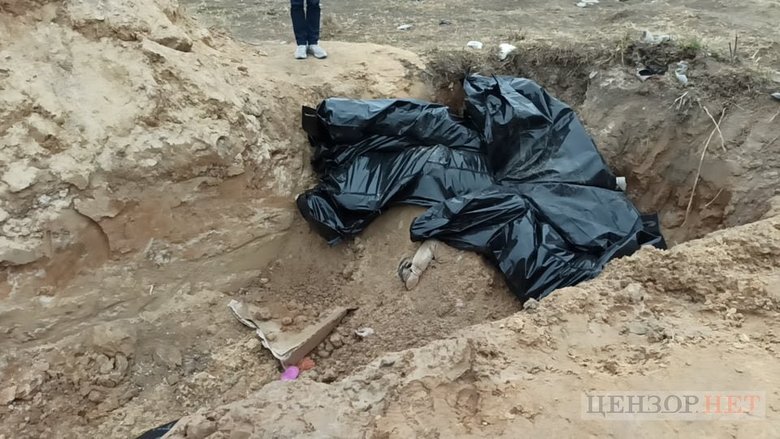 Братские могилы, расстрелянные авто, разграбленные магазины и разрушенные дома: последствия российской оккупации Бучи и Ирпеня 01