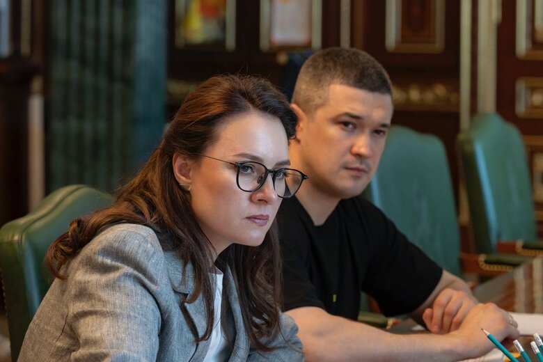 Зеленский провел совещание со Свириденко и Федоровым