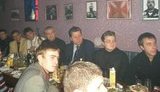 Ставленник Ахметова "регионал" Левченко в "Чикаго" с автоматом в руках. ФОТО