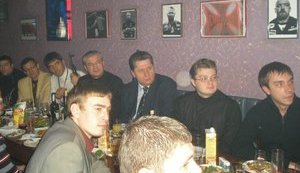 Ставленник Ахметова "регионал" Левченко в "Чикаго" с автоматом в руках. ФОТО