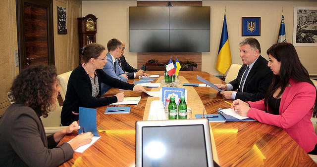 Україна і Франція розширять співпрацю у сферах кібербезпеки 01