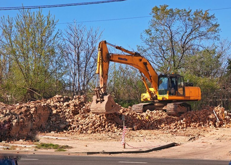 Окупанти продовжують руйнувати історичний центр Маріуполя
