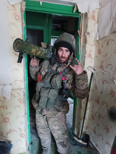 Кадирівці — це звичайні поліцаї, такі ж, які були у нацистської Німеччини. Розповідаємо про роль Рамзана Кадирова та його тік-ток- військ у війні проти України 16