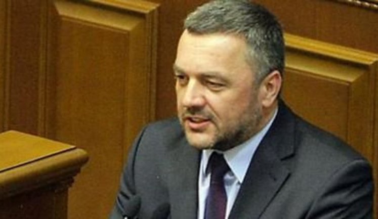 Янукович и ряд украинских экс-чиновников вывезли в Россию 32 млрд долларов, - Махницкий