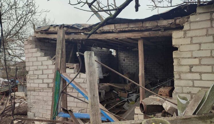 Росіяни атакують дронами Херсон і передмістя: від ранку поранено 6 людей. ФОТОрепортаж