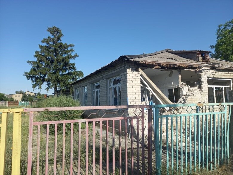 Russians launched artillery strike on rural school in Zaporizhia region 04 Russians launched artillery strike on rural school in Zaporizhia region 04