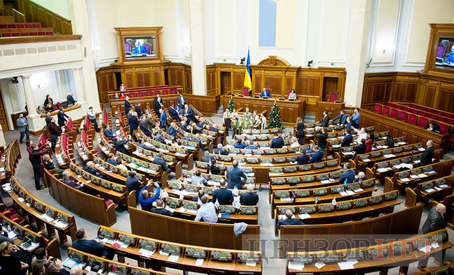 Пластуни принесли в Раду Вифлеємський вогонь миру 08