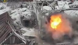 Пілоти 57 бригади ліквідували окупанта, який сховався у автівці від українського дрона