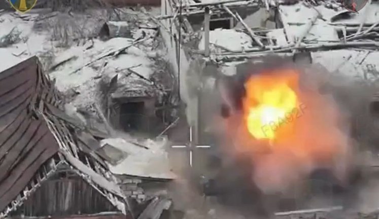 Thought he could wait it out in car: drone of 57th Brigade "Murchyky" Unmanned Systems Battalion roasted ruscist in red Zhiguli. VIDEO