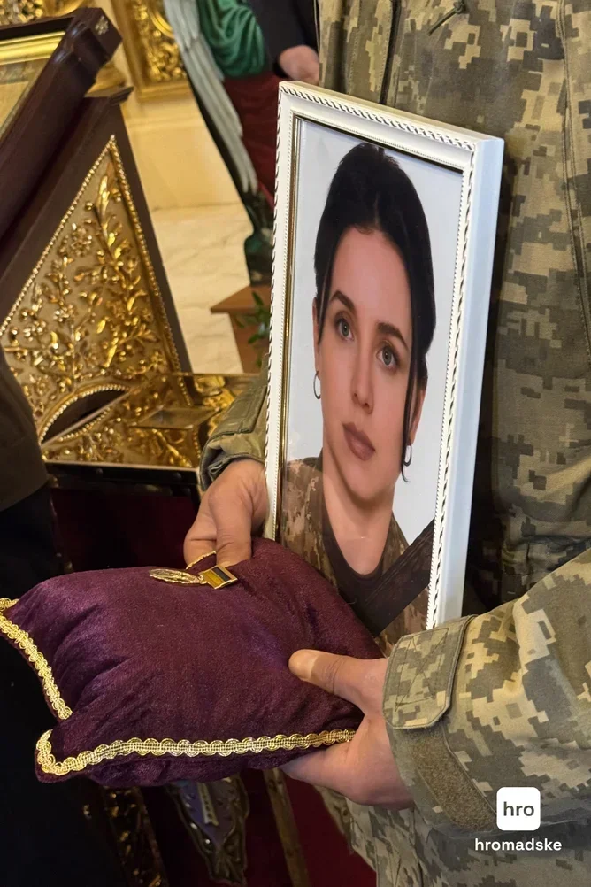 У Києві попрощалися з Вікторією Квіткою Бобровою