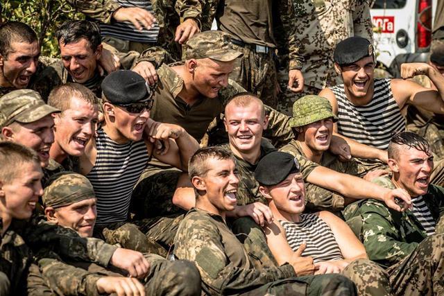 армия учения военные пехота военнослужащие черные воины морская воин береты