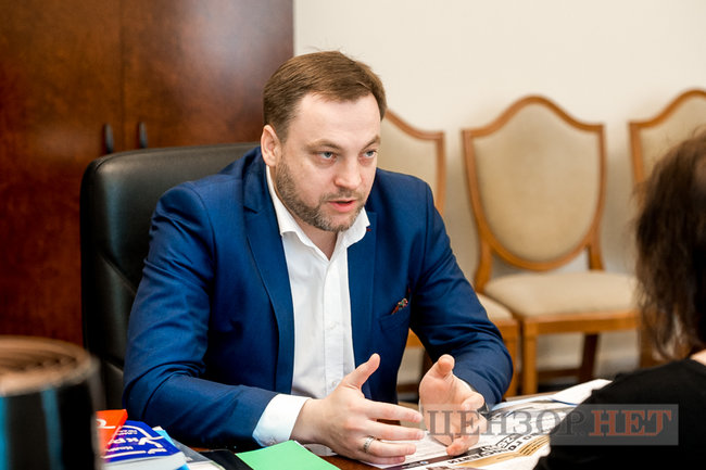Денис Монастирський: Мета позачергового засідання ВР - захистити мирний протест від вандалізму і хуліганства 05