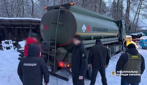 В Черниговской области раскрыли схему хищения топлива для охраны границы. ФОТОрепортаж