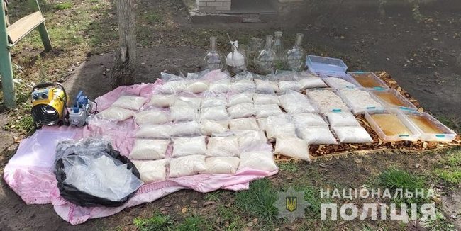 Правоохранители разоблачили преступную группировку, занимавшуюся контрабандой и сбытом наркотиков в Украине и сопредельных странах 02