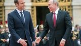Макрон сподівається переконати Путіна підтримати його ініціативу про глобальне припинення вогню через пандемію коронавірусу