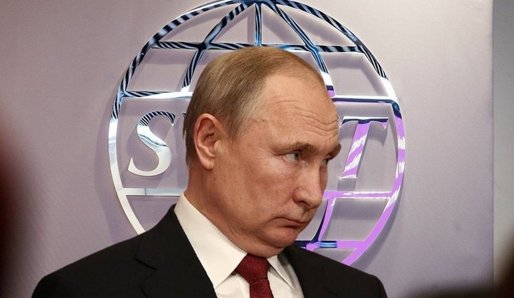 Що буде з Росією після відключення від SWIFT
