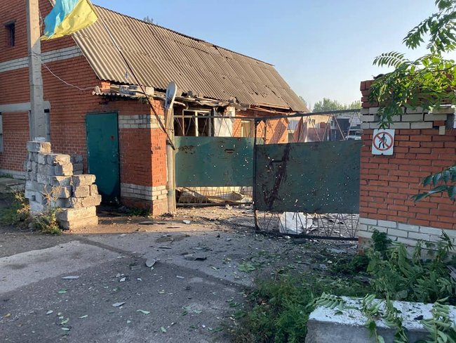 Російські найманці випустили по Авдіївці понад 20 мін калібру 120 мм. Наслідки обстрілу 04