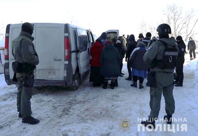 Проведена успешная спецоперация по задержанию этнической группировки наркоторговцев в Киеве, - Крищенко 02