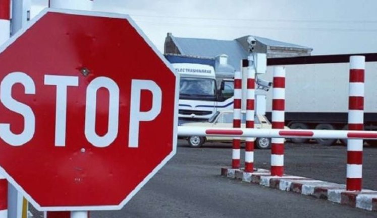 Страны Евросоюза начали вводить ограничения на въезд из-за коронавируса