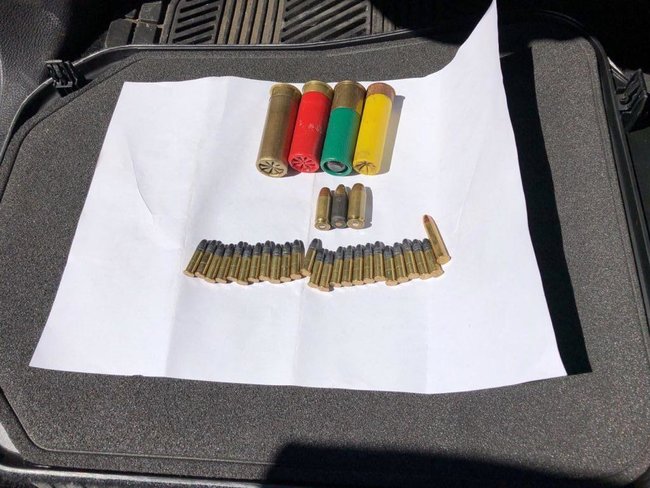Пограничники Одесского отряда обнаружили боеприпасы в прибывшем из США автомобиле 01