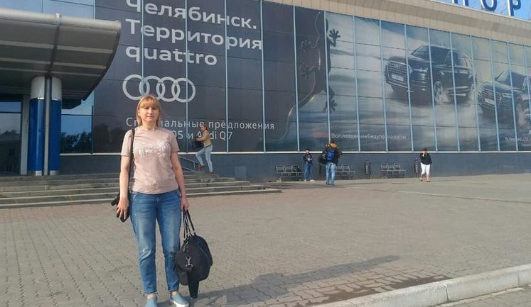 Почувається добре, ні на що не скаржиться, - мати політв'язня Кольченка побувала на першому майже за рік побаченні із сином. ФОТО