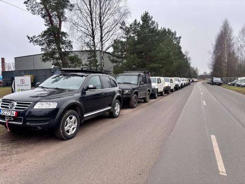 Конвой помощи из Латвии прибыл в Украину