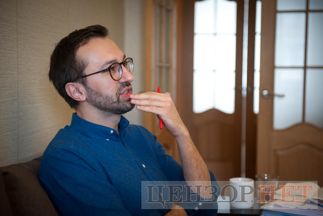 Сергей Лещенко: То, что обсуждают Онищенко с Мартыненко, - неправда. В Лондоне я ни с Григоришиным, ни с другими олигархами не встречался 11