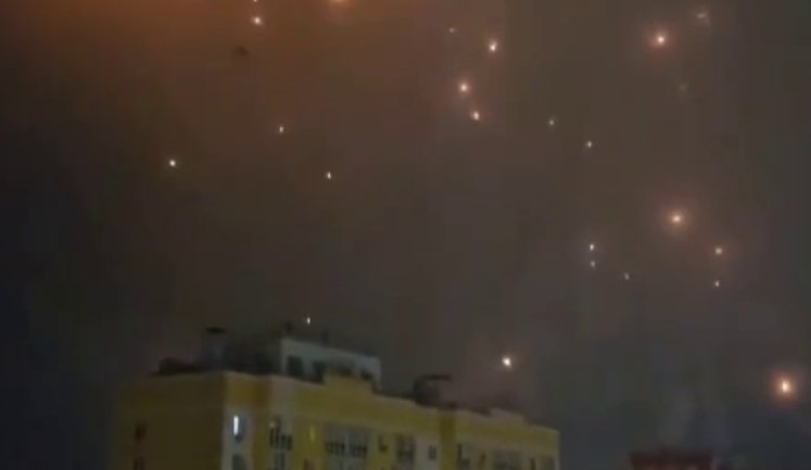 Дроны атаковали Орел: Минобороны РФ сообщает об атаке на 10 регионов России. ВИДЕО