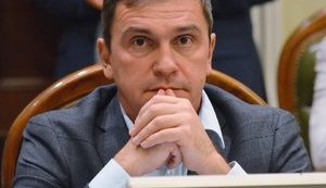 Для боротьби з олігархами, ми маємо прийняти закон про лобізм