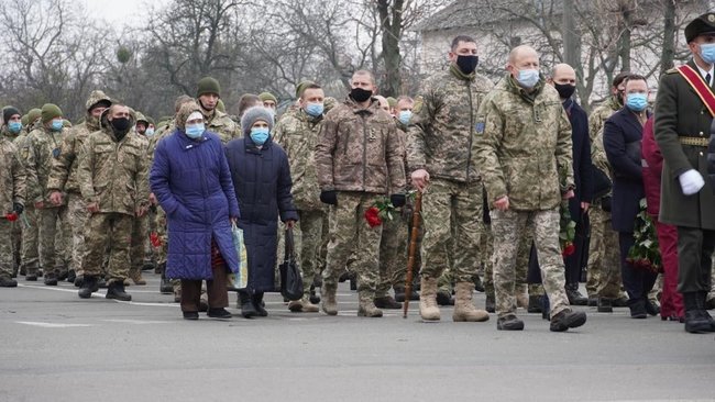 Воина 72-й ОМБ Минкина, погибшего на Донбассе, похоронили в Фастове под Киевом 04