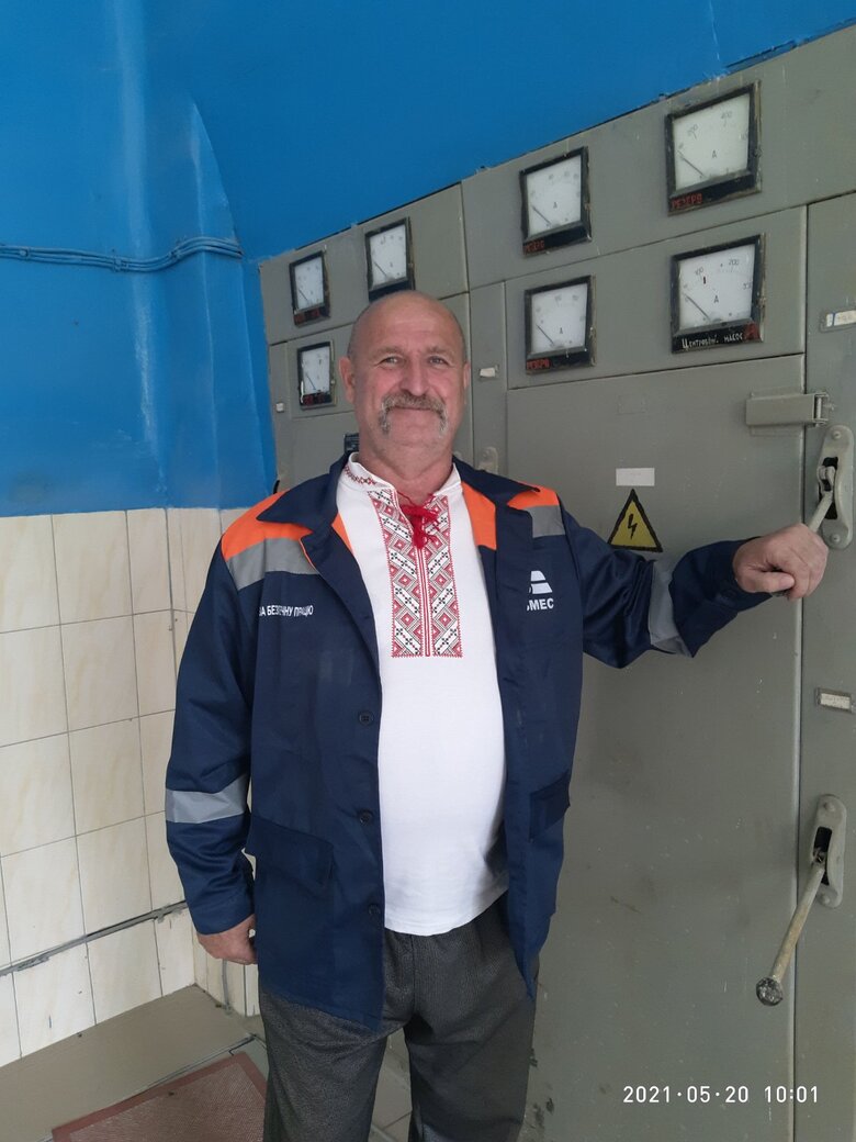 31 добу не залишав робочого місця, щоб забезпечити водою всі підрозділи залізниці в Харкові під час запеклих боїв 01