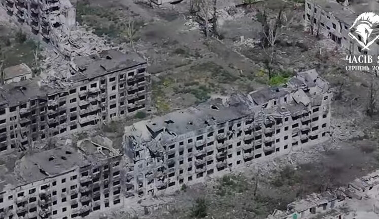 About 460 people remain in Chasiv Yar. Almost no volunteers come to city anymore - head of CMA Chaus