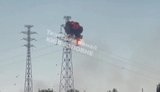 Момент удару російського дрона по високовольтній опорі поблизу київської ТЕЦ-5. ВIДЕО