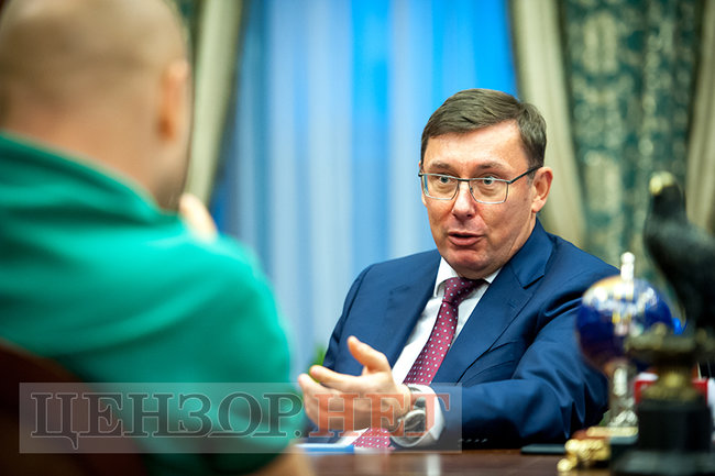 Генпрокурор Юрий Луценко: При любом исходе выборов я имею намерение перейти в украинскую политику 04