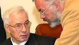 Азаров и Табачник рассмешили учителей: В 2011 году мы 5 раз поднимали зарплату