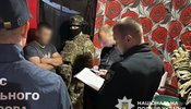 Викрито осіб, які заволоділи грошима звільнених військовополонених