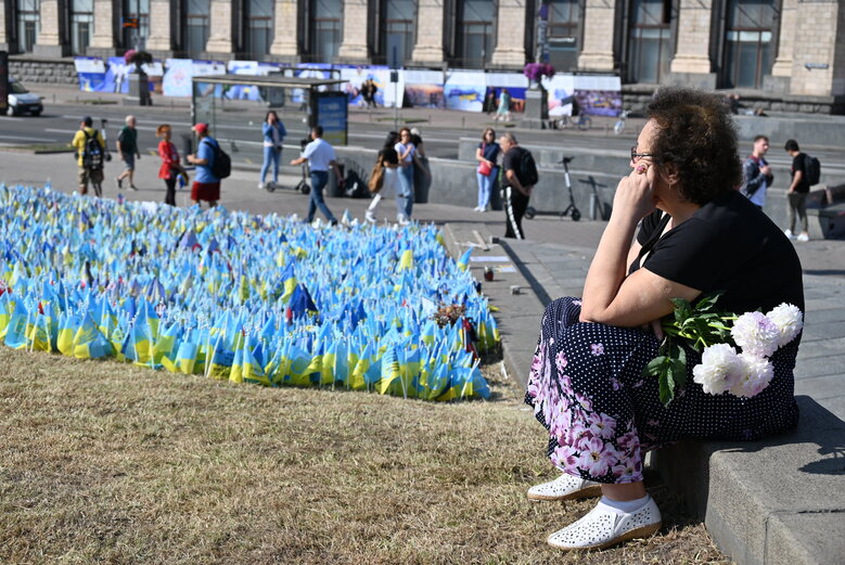 Акція Голоси полеглих Героїв: родичі загиблих воїнів закликають владу створити Національне військове кладовище у Биківні 05