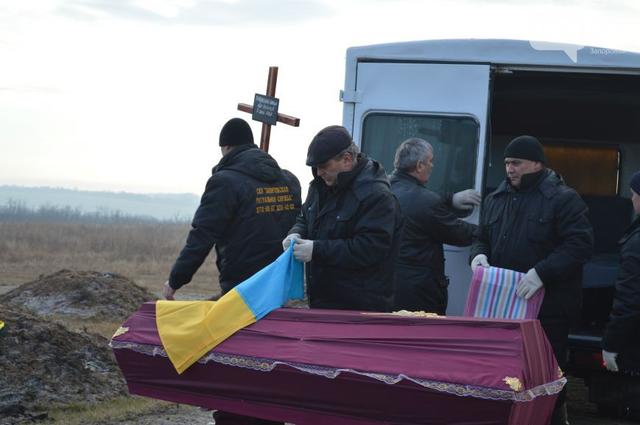 похороны солдаты иловайск неизвестные