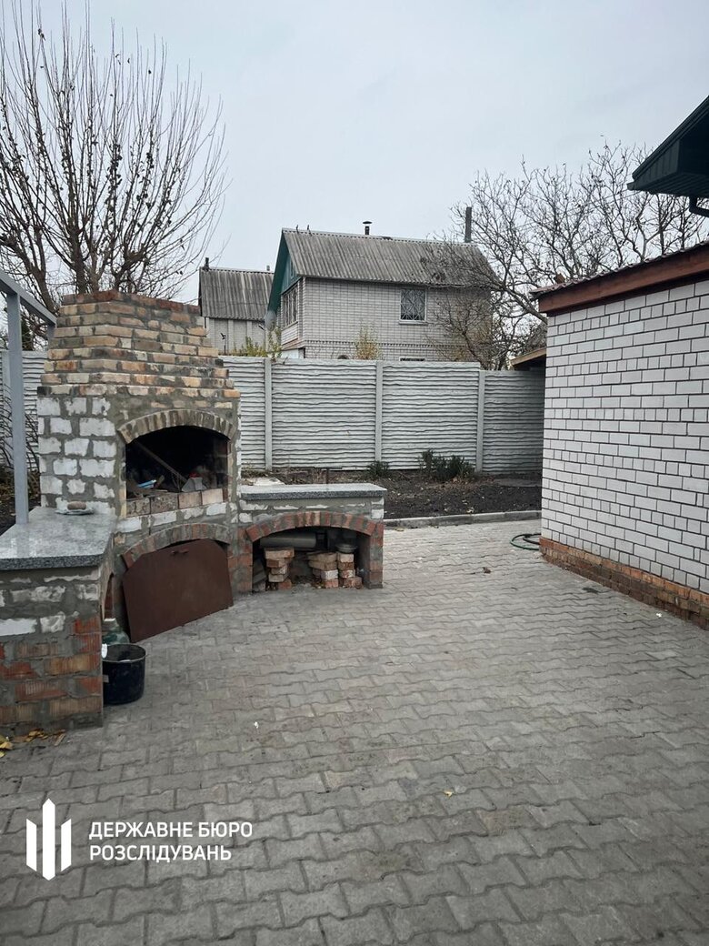 Командир військової частини змушував підлеглих будувати йому будинки: деталі