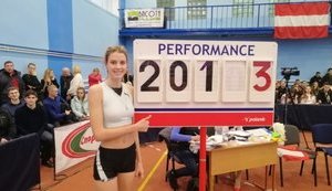 Украинская легкоатлетка Магучих победила на международных соревнованиях во Львове и установила мировой рекорд